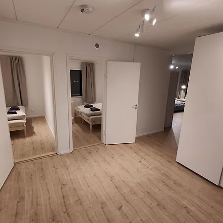 Villa Arctic Aurora With A Lappish Grill Hut - Northern Lights And Private Sledding Hill In The Backyard, In The Hometown Of Santa Claus, *