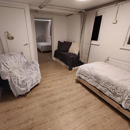 Arctic Aurora With A Lappish Grill Hut - Northern Lights And Private Sledding Hill In The Backyard, In The Hometown Of Santa Claus, * Rovaniemi