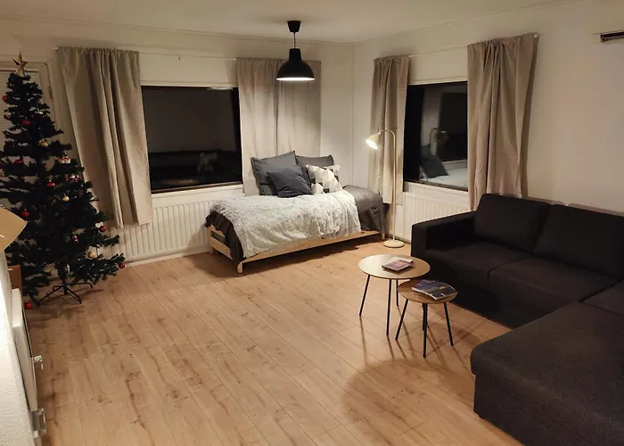 Вилла Arctic Aurora With A Lappish Grill Hut - Northern Lights And Private Sledding Hill In The Backyard, In The Hometown Of Santa Claus, *